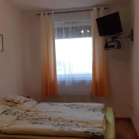 In Buekfuerdo 20399 Bük